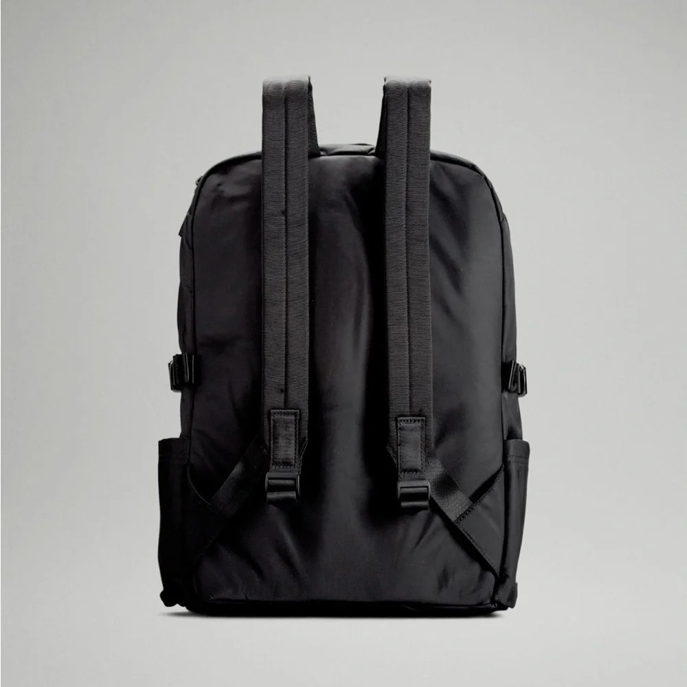 NWT Lululemon New Crew Black Backpack 22L